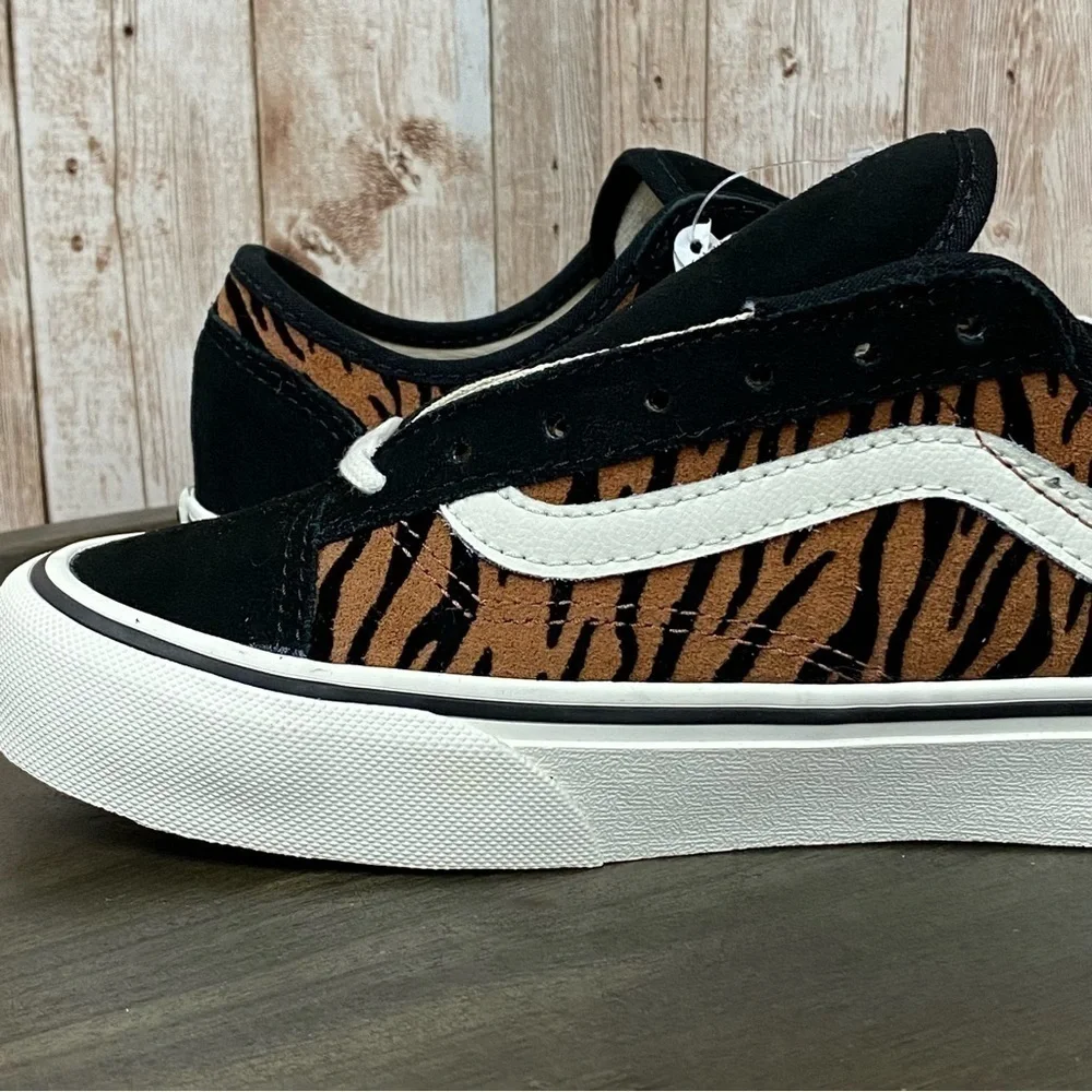 Vans Style 36 Decon sf Animal Stripes Sneaker Size 6 Women